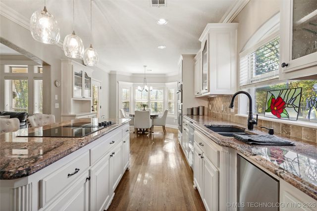 913 E Shreveport Street, Broken Arrow, OK 74011