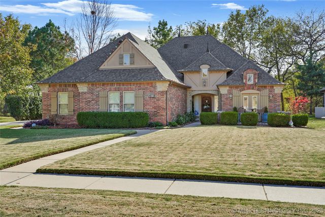 913 E Shreveport Street, Broken Arrow, OK 74011