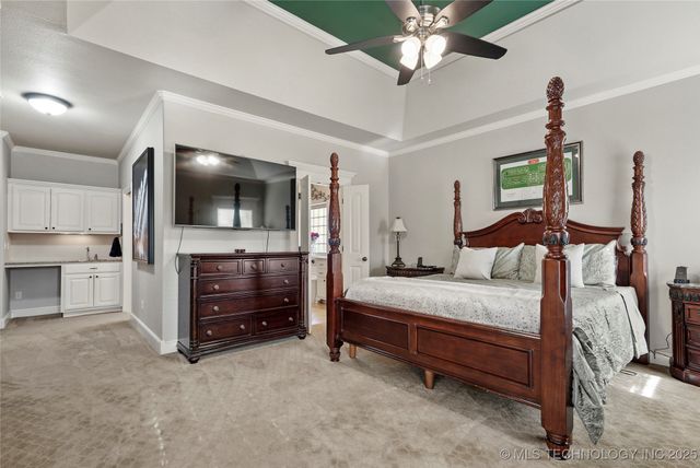 913 E Shreveport Street, Broken Arrow, OK 74011