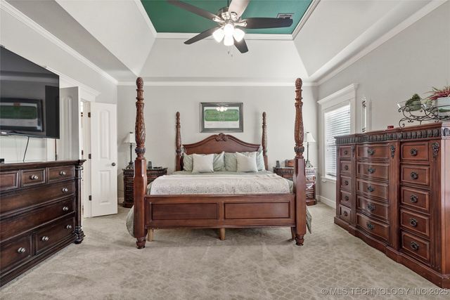 913 E Shreveport Street, Broken Arrow, OK 74011