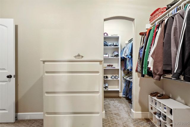 913 E Shreveport Street, Broken Arrow, OK 74011