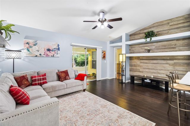 1622 HULETT DRIVE, Brandon, FL 33511