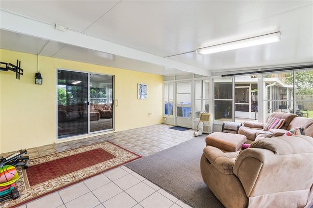 1622 HULETT DRIVE, Brandon, FL 33511