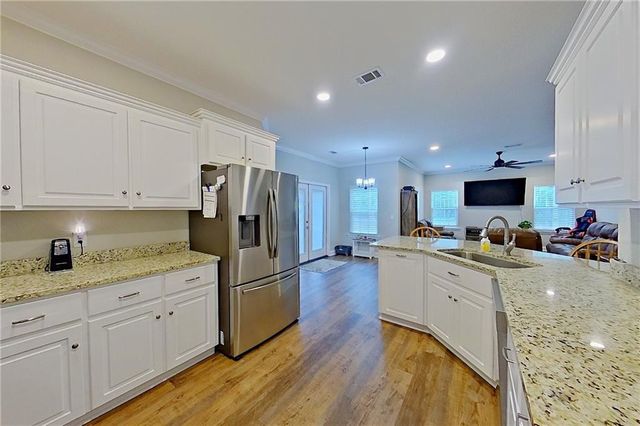 6714 Mamies Drive, Blackshear, GA 31516