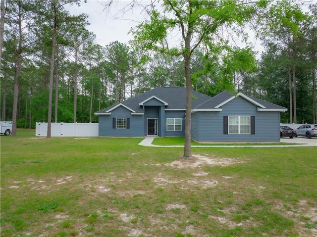 6714 Mamies Drive, Blackshear, GA 31516
