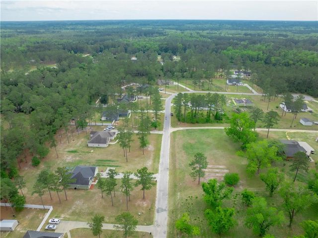 6714 Mamies Drive, Blackshear, GA 31516
