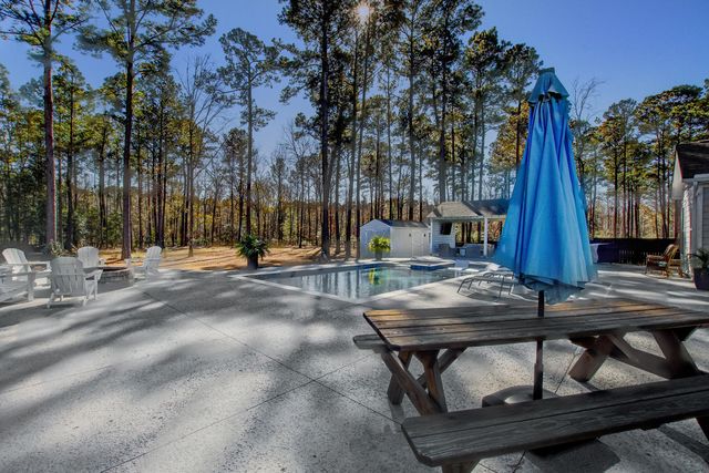 421 Bowstring Drive, Huger, SC 29450