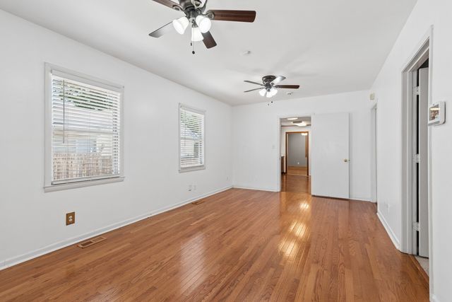 2133 Rosemary Ln, Nashville, TN 37210