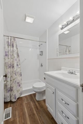 2133 Rosemary Ln, Nashville, TN 37210