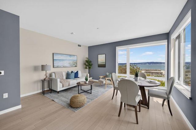 52 Innes Court 202, San Francisco, CA 94124