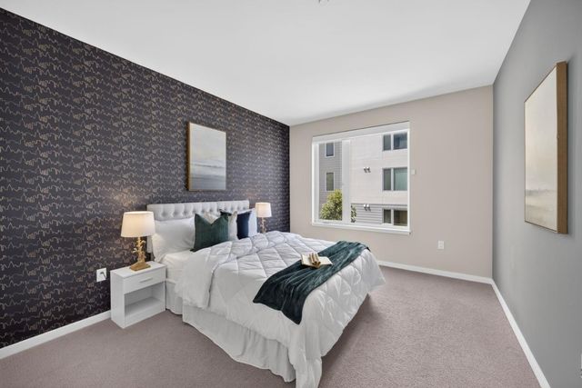 52 Innes Court 202, San Francisco, CA 94124