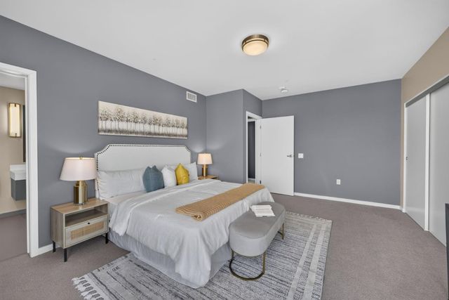 52 Innes Court 202, San Francisco, CA 94124