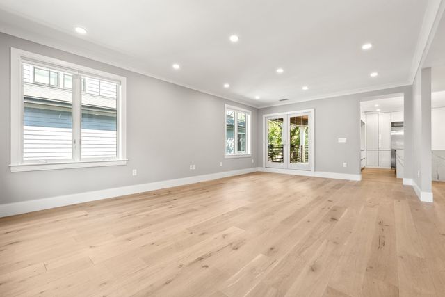 78-80 Verndale 80, Brookline, MA 02446