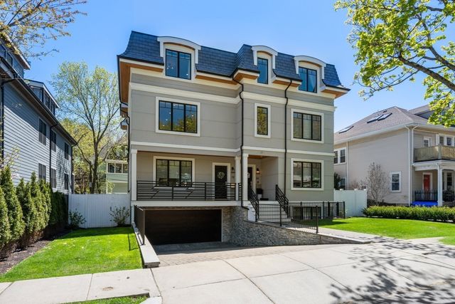 78-80 Verndale 80, Brookline, MA 02446