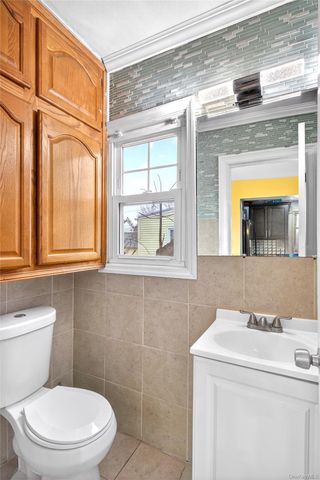 587 Dubois Avenue, Valley Stream, NY 11581