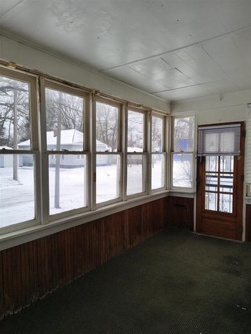 1346 5th Street, Muskegon, MI 49441