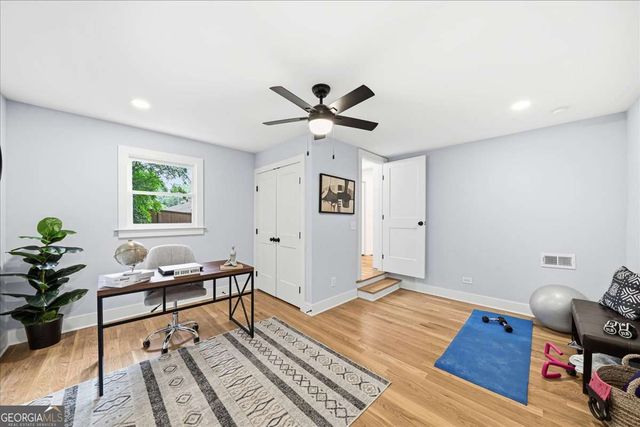 1875 Ravenwood Way NE, Atlanta, GA 30329