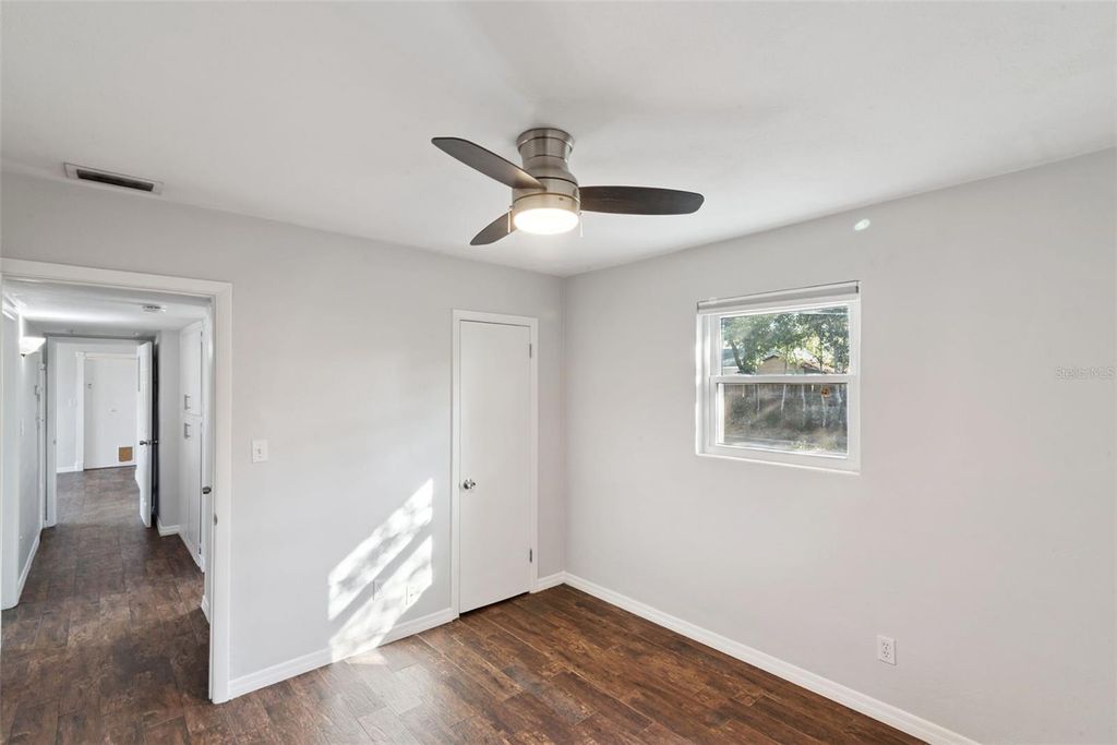 Image 26 of property listing at 6322 APPIAN WAY, Orlando, FL 32807