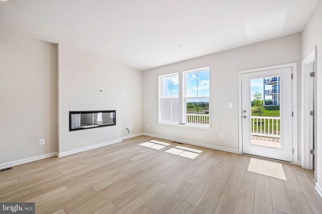 2109 PEACE LILY LN, Frederick, MD 21702