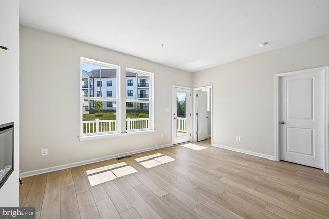 2109 PEACE LILY LN, Frederick, MD 21702