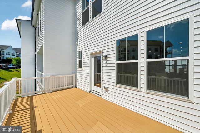 2109 PEACE LILY LN, Frederick, MD 21702