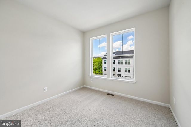 2109 PEACE LILY LN, Frederick, MD 21702