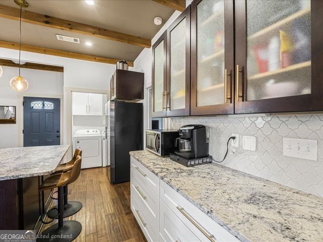 1447 Bryan Avenue, East Point, GA 30344