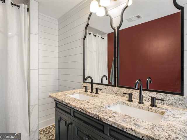 1447 Bryan Avenue, East Point, GA 30344