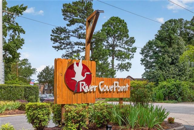 2506 Cove Point PL, Virginia Beach, VA 23454