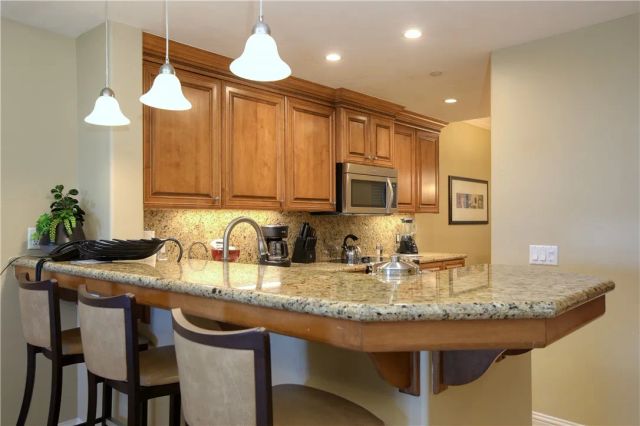 2727 Shell Beach Road, Pismo Beach, CA 93449
