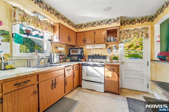 170 Fern Street, Twp Of Washington, NJ 07676