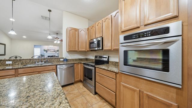 3994 BRONCO Road, Middleburg, FL 32068
