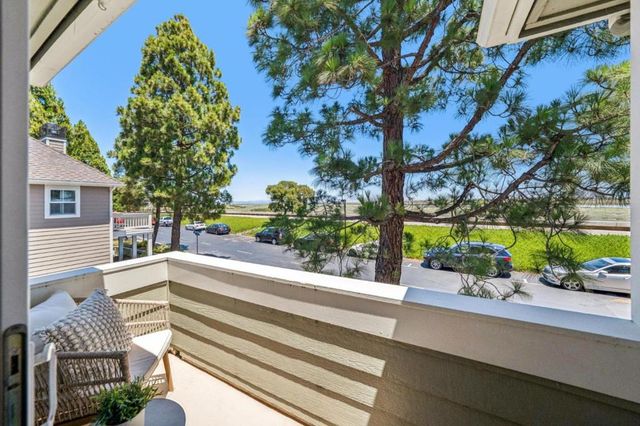 1051 Helm Lane, Foster City, CA 94404