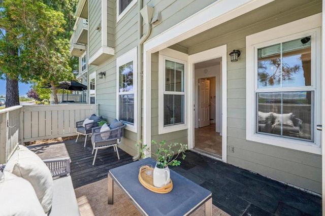 1051 Helm Lane, Foster City, CA 94404
