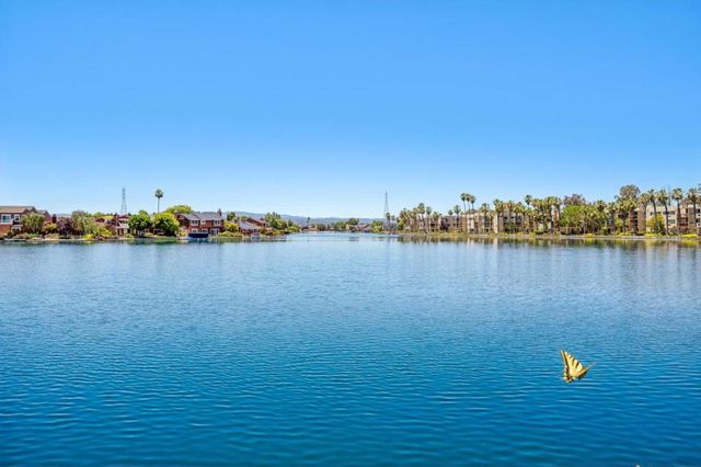 1051 Helm Lane, Foster City, CA 94404