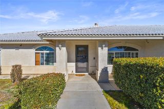 15120 Live Oak St, Hesperia, CA 92345