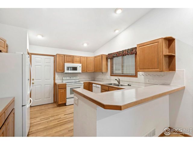 2037 Adriel Dr, Fort Collins, CO 80524