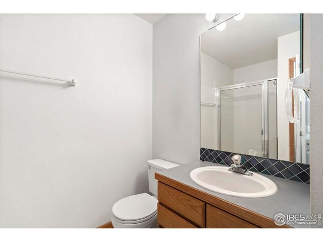 2037 Adriel Dr, Fort Collins, CO 80524