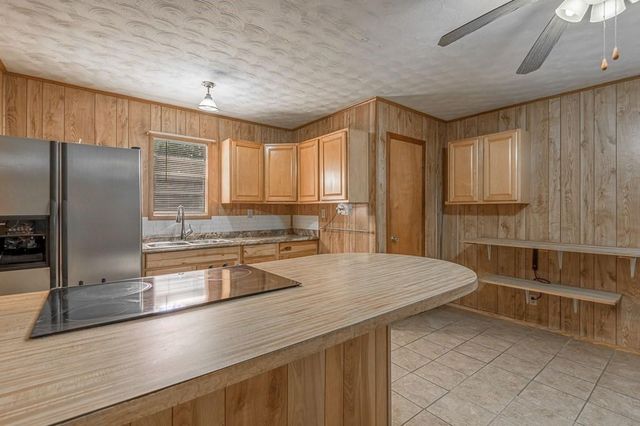 1654 Forest Service Road 524, Crockett, TX 75835