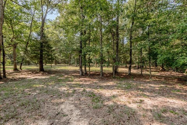 1654 Forest Service Road 524, Crockett, TX 75835