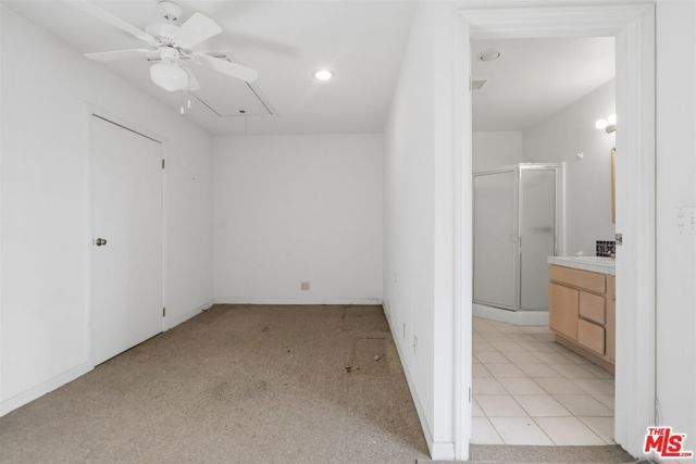 563 Wilcox Avenue, Los Angeles, CA 90004