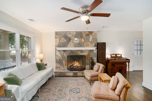 1347 Dorothy Drive, Decatur, GA 30030