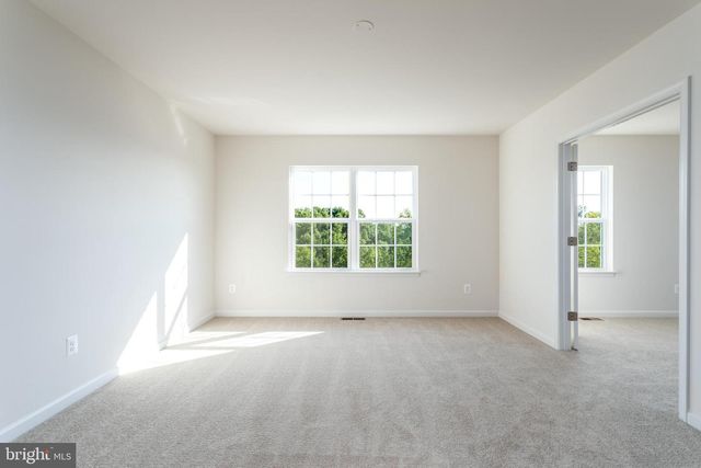 228 PATCHWORK DR, Stephenson, VA 22656