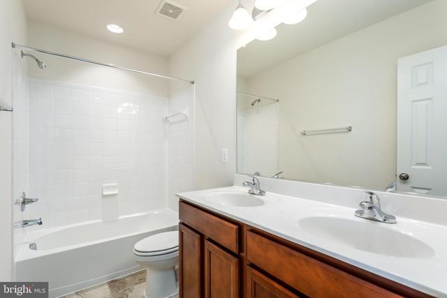 228 PATCHWORK DR, Stephenson, VA 22656