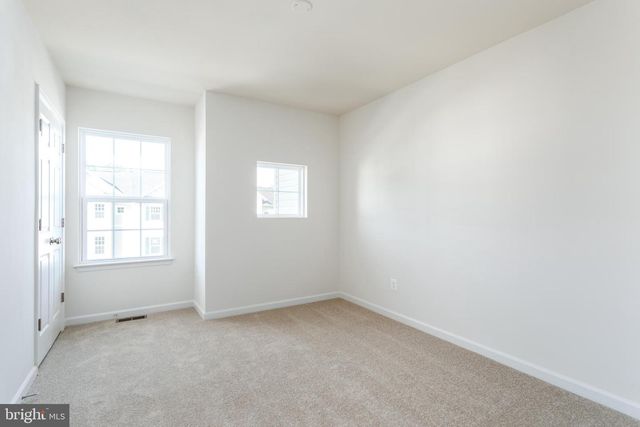 228 PATCHWORK DR, Stephenson, VA 22656