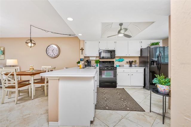 12274 SW EGRET CIRCLE 2805, Lake Suzy, FL 34269