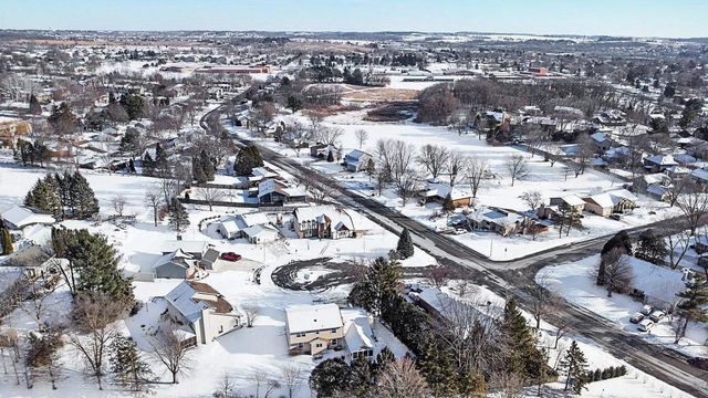 652 Birch Court, Verona, WI 53593