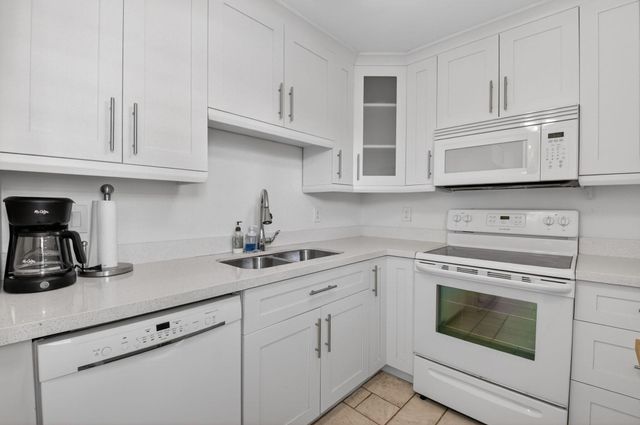 3575 S Ocean Boulevard 205, South Palm Beach, FL 33480