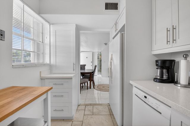 3575 S Ocean Boulevard 205, South Palm Beach, FL 33480