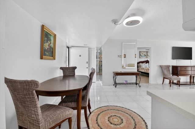 3575 S Ocean Boulevard 205, South Palm Beach, FL 33480